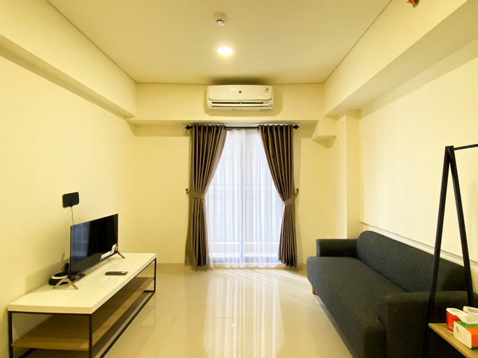 Cozy Living and Strategic 2BR at Meikarta Apartment By Travelio, Cikarang