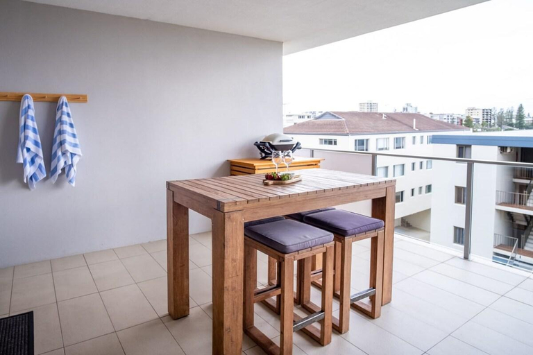 Others 5, Mobility-Friendly Apartment in Kings Beach, Caloundra - Caloundra S.