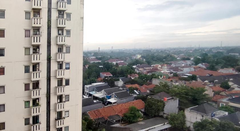 Exterior & Views 5, Smile Room at Cibubur Village Apartment, East Jakarta