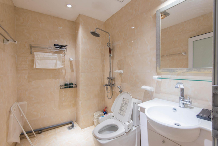 Bathroom 4, 22housing 48 Phan Ke Binh, Ba Đình