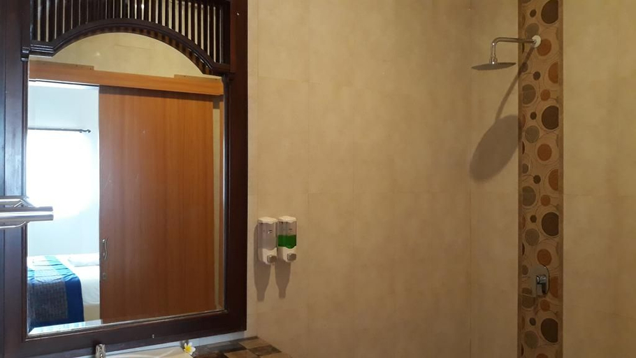 Bathroom 4, Asiana Lovina Hotel, Buleleng
