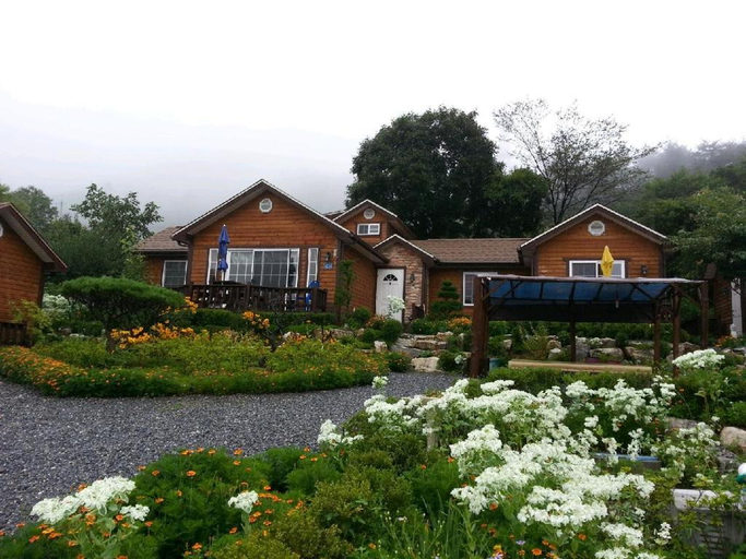 Others 5, Oraview Pension, Jeongseon