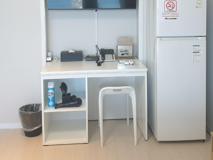 Others 2, Sockcho Hotel Deungdae Residence, Goseong