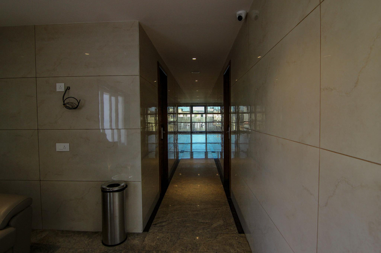 Bathroom 4, RR Mount Elite Suites, Chennai