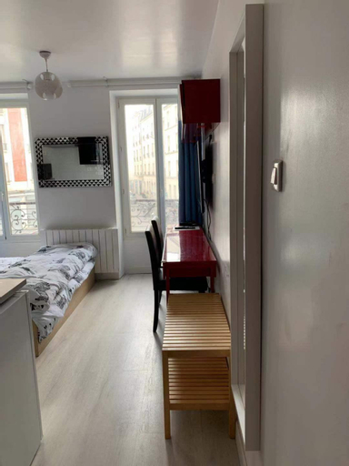 Studio neuf paris 17, Paris