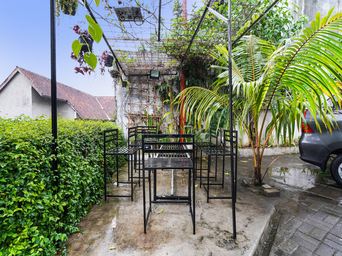 Others 5, OYO 91561 Gandhi Hotel NearRS Khusus Ginjal Ny. R.A. Habibie, Bandung