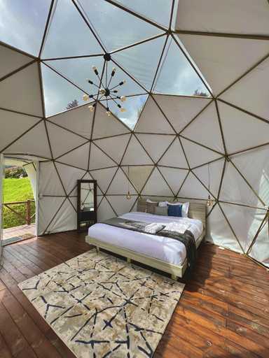 Others 3, Golden Glamping, Guatavita