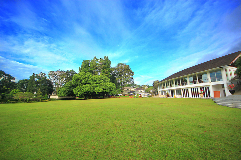 Exterior & Views 2, Concordia Hotel, Bandung