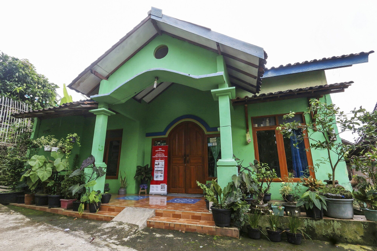 OYO Homes 91151 Desa Wisata Kreatif Perdamaian Srumbung Gunung, Semarang