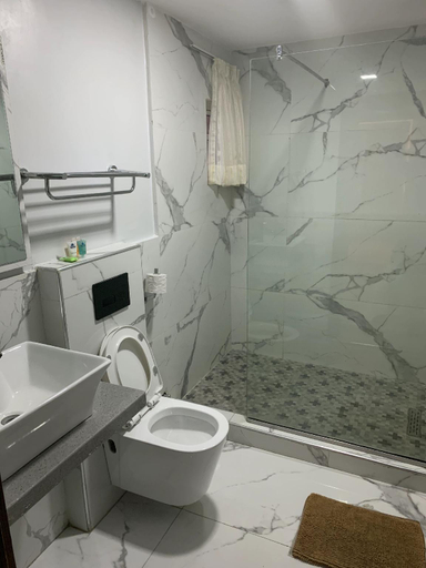 Bathroom 4, Marcopolo Hotel and Suites, Eti-Osa