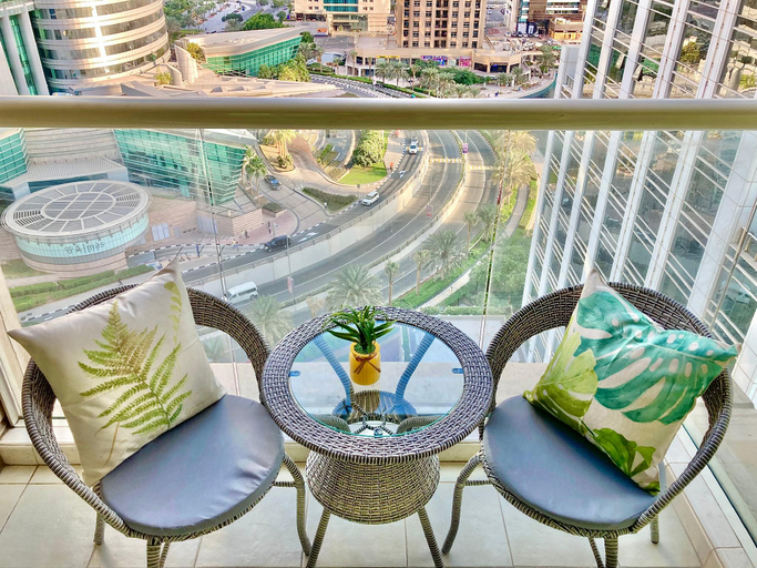 Others 5, Lakefront Apartment Amidst Parks With Lake Access, Dubai