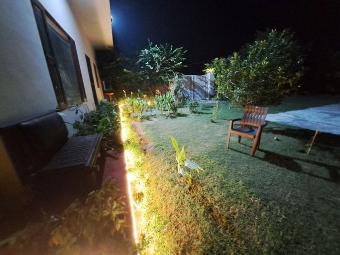 Others 5, The Retreat by Walias|4BR|Pool|Tennis|Sports, Gurgaon