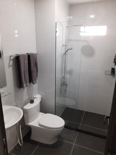 Bedroom 2, Wonderful Location, New Flat, District 3
