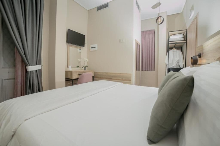 Bedroom 5, Acropolis Vision, Attica
