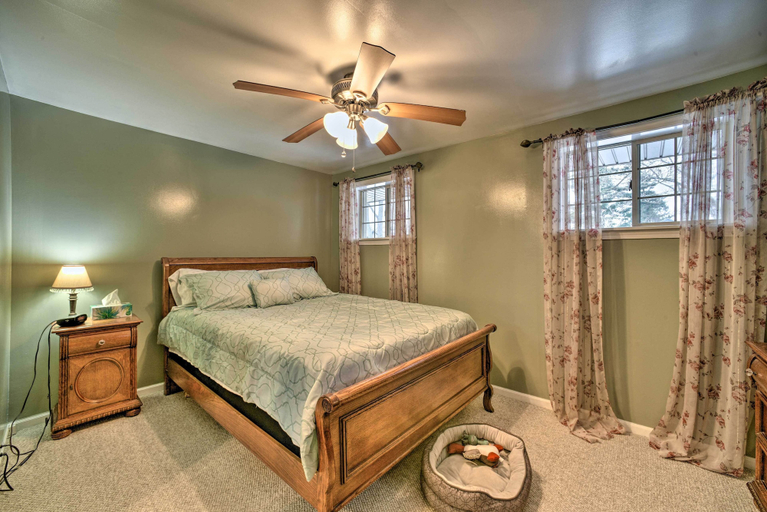 Bedroom 3, Cozy Southeast Michigan Home w/ Private Yard, Oakland