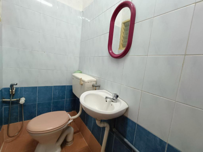 Bathroom 5