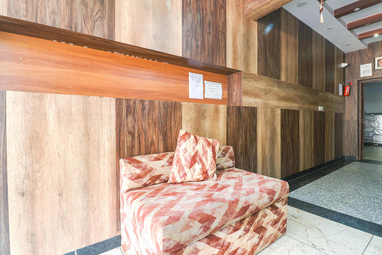 Public Area 2, FabHotel Royal Aanandam, Gwalior