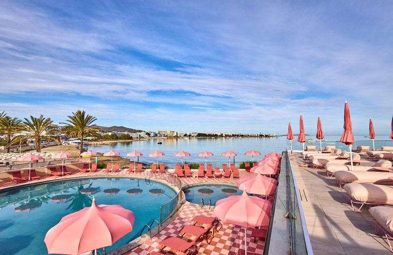 Sport & Beauty 2, NYX Hotel Ibiza-Adults Only, Baleares