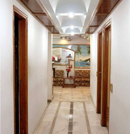 Others 3, Hotel Decent, Surat