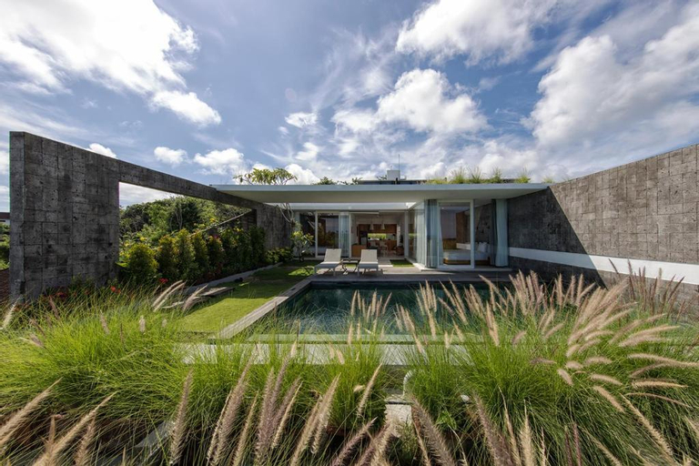Serene Escape 2BR with Scenery Villa in Uluwatu, Badung