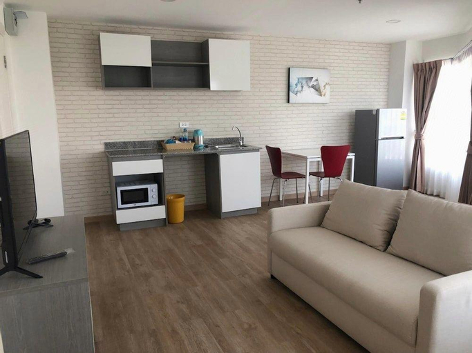 Others 4, The Lux Ladprao 10, Chatuchak