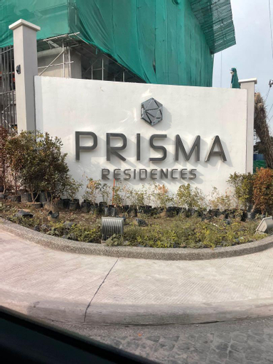 Stylish 2BR Pasig condo near BGC, Pasig City
