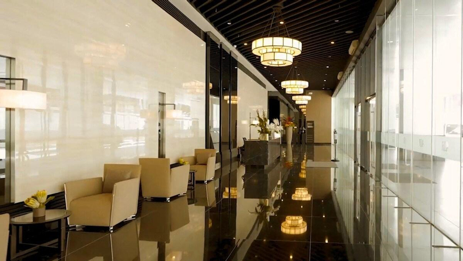 Others 2, Condo in Makati City - Air Residences, Makati City