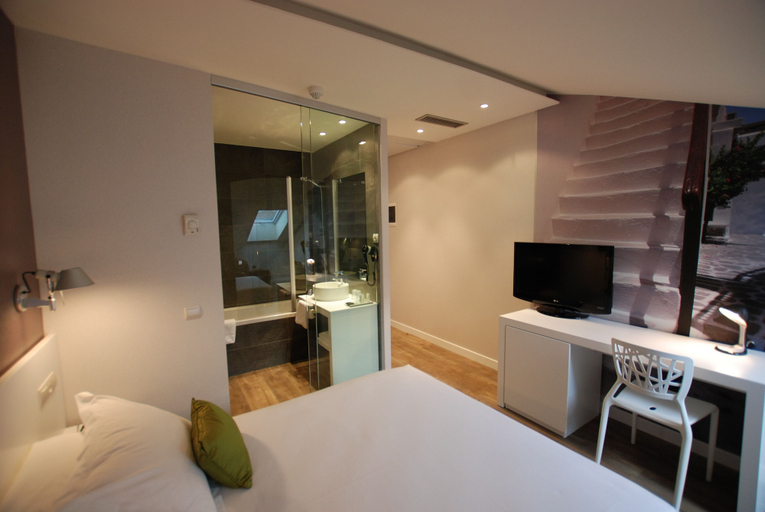 Bedroom 2, Andia, Navarra