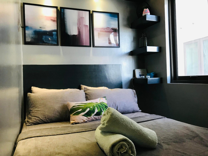 Bedroom 2, Cozy Room with NETFlIX in Makati, Makati City