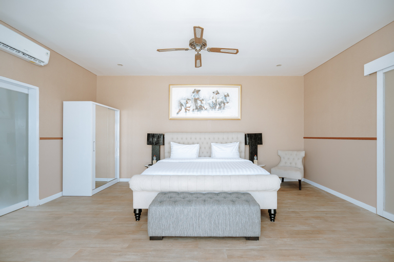 Bedroom 8