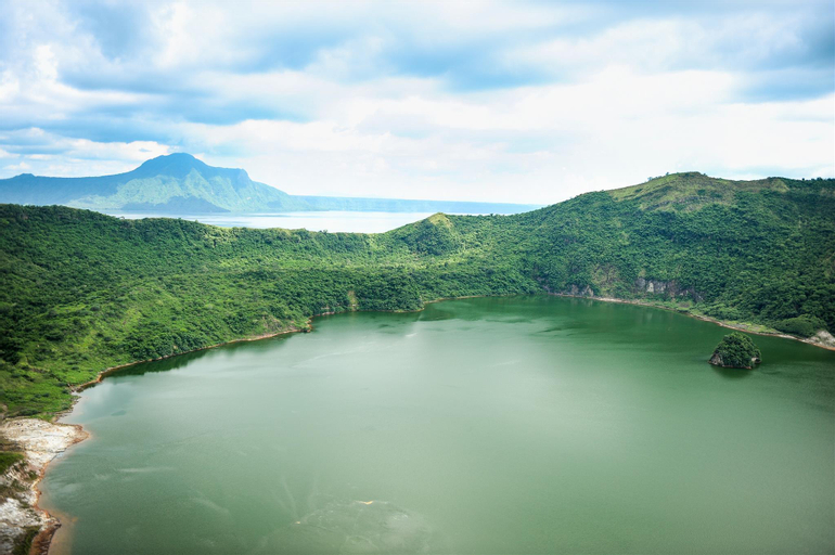 Tagaytay Prime Residences with Swimming Pool & Viewing Deck, Tagaytay City