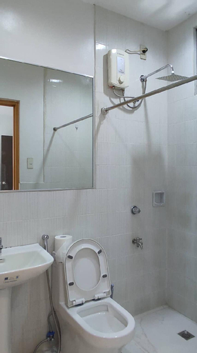 CLEAN AND AFFORDABLE | STUDIO MAKATI 208, Makati City