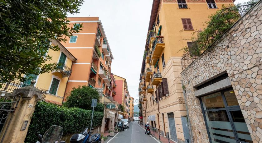 ALTIDO Inviting 2-bed flat near the beach, Genova