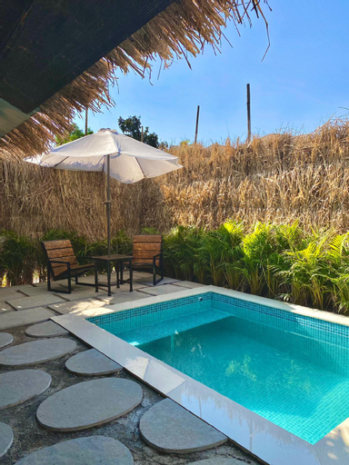 bali glass house with pool-by canvas villa, Pune