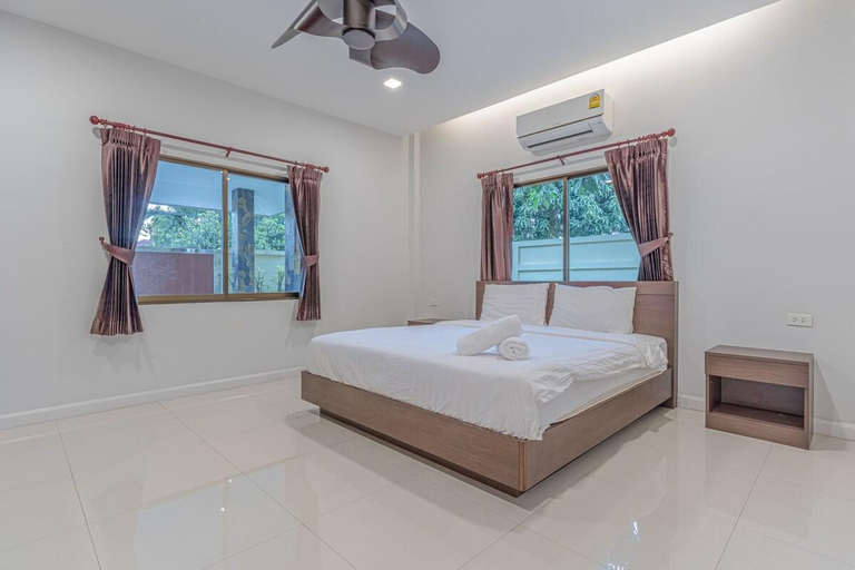 Bedroom 3, Mew 38, Pattaya
