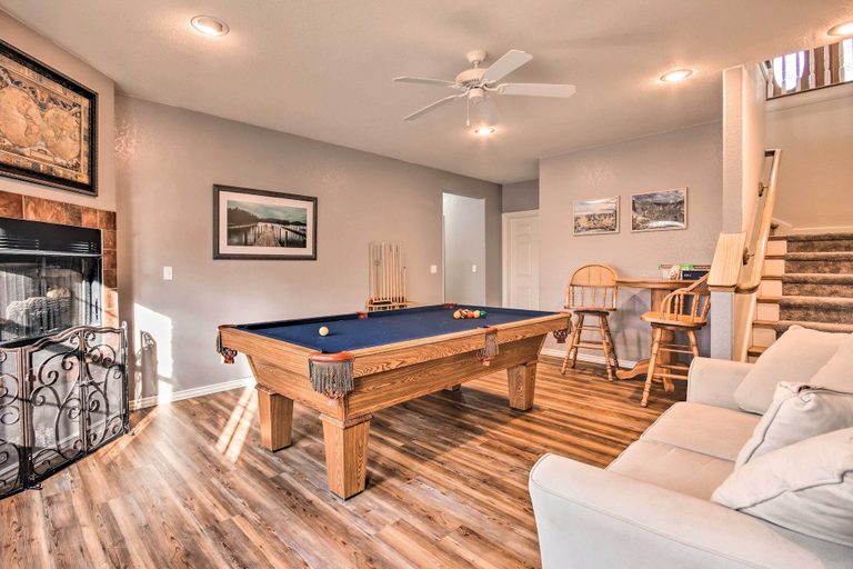 Others 5, Spacious Rogers Home w/ Yard: Family Friendly, Benton
