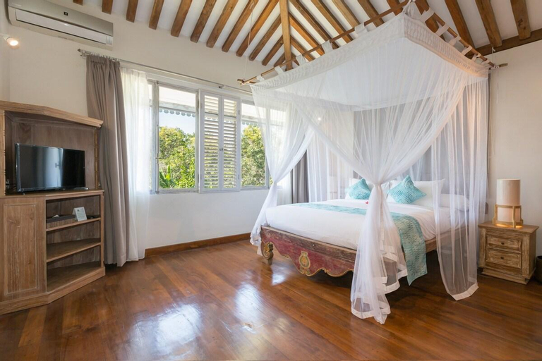 Bedroom 2, SW5001 - Spacious 5 Bedroom Villa in Jimbaran, Badung
