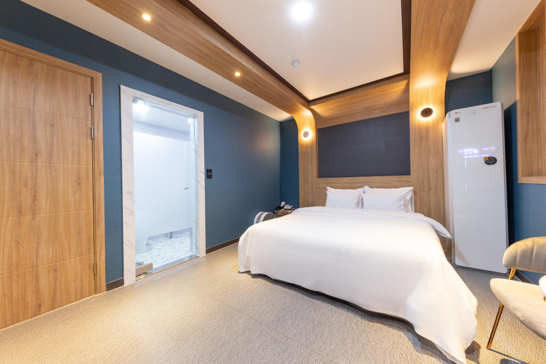 Bedroom 4, Seocheon Cheongdam Sol Plus Hotel, Seocheon