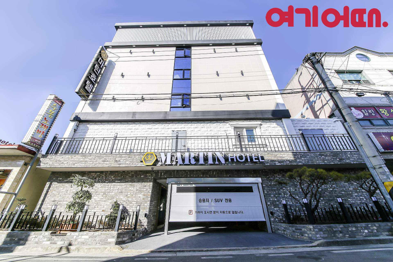 Others 5, Martin Hotel, Miryang