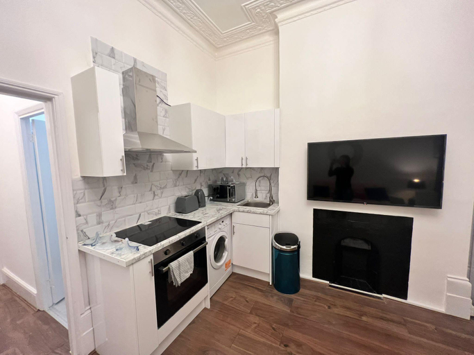 Others 5, Cozy 1 Bed Flat in Chiswick, London