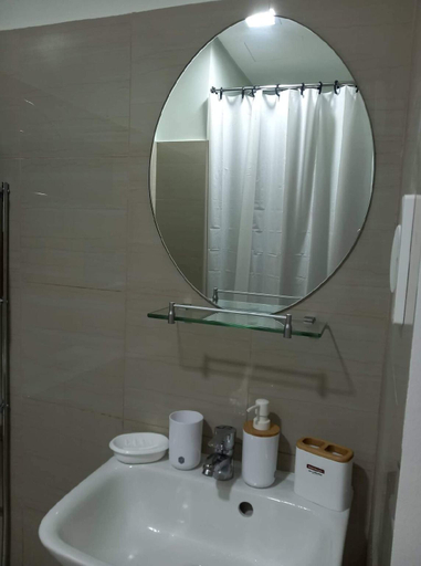 Bathroom 2, Shore 2 Condo unit near MOA, Pasay City