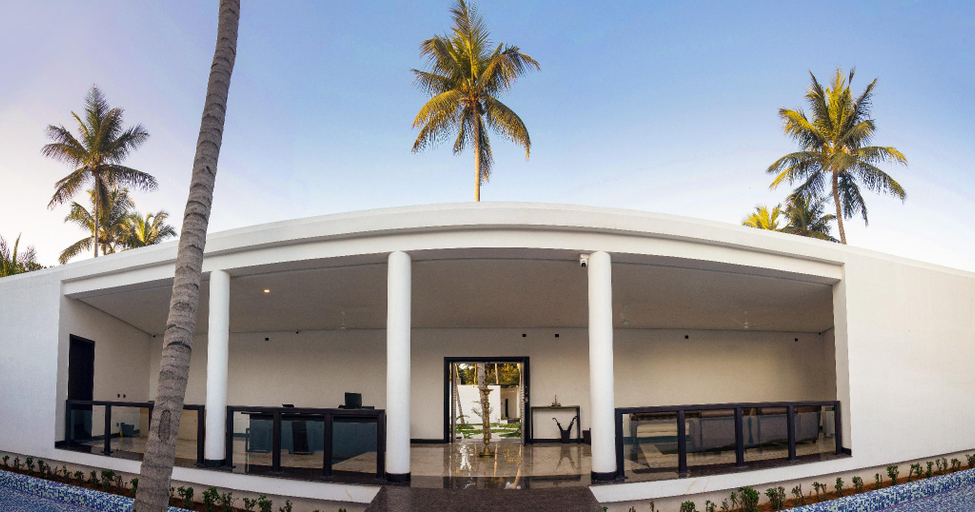 Public Area 3, The Saravi Resort, Viluppuram