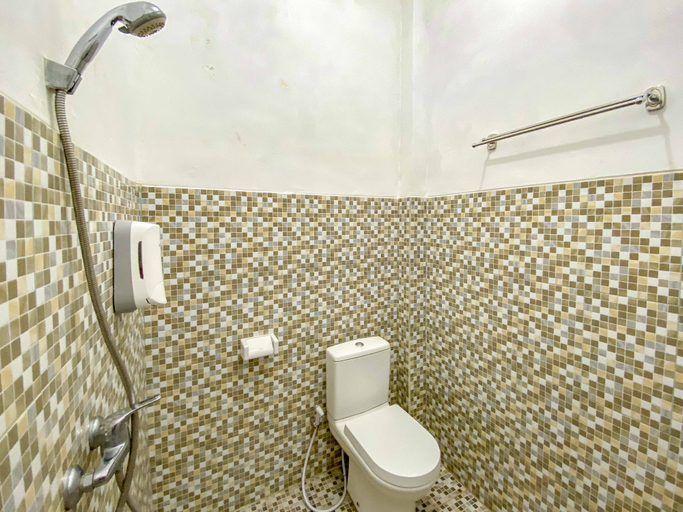 Bedroom 5, Karolin Guest House by Pesen Kamar, Malang