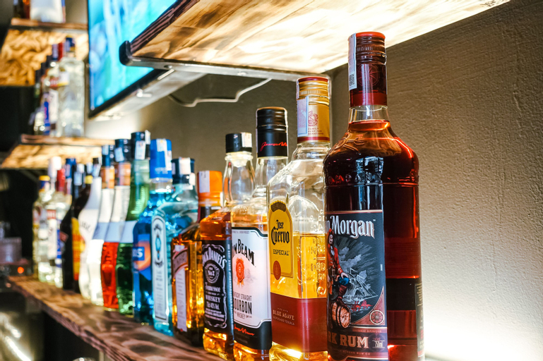 Food & Drinks 7