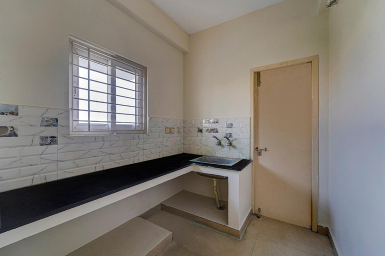 Bathroom 4, Hotel O Senthamizh Residency, Kancheepuram