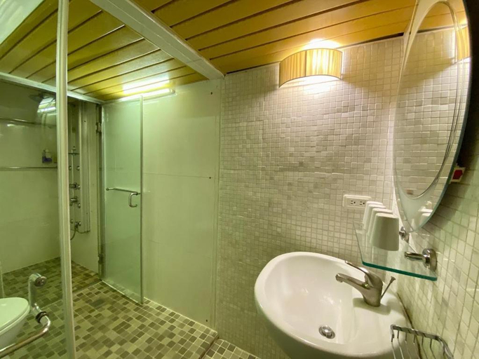Others 5, Ho Feng Private Hotel, Hualien