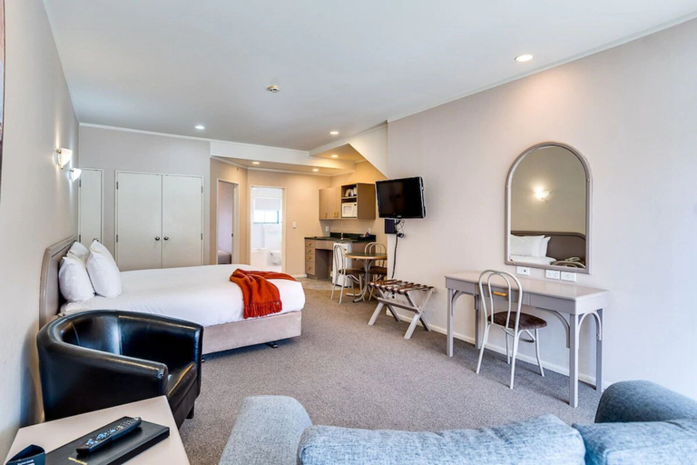 Bedroom 2, Cumberland Court Motel, Hastings city