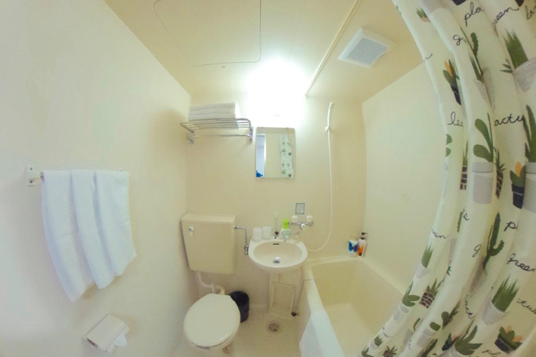 Bedroom 3, Blue Sky Blue Sea 301, Takamatsu