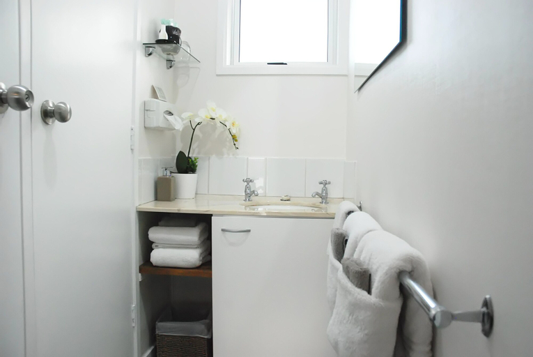 Bathroom 4