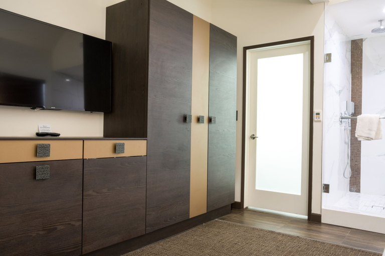 Others 5, Hotel Xilo Glendale, Los Angeles